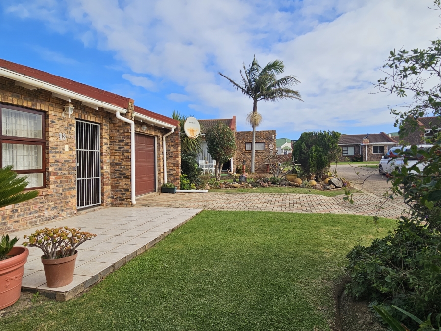 2 Bedroom Property for Sale in C Place Eastern Cape